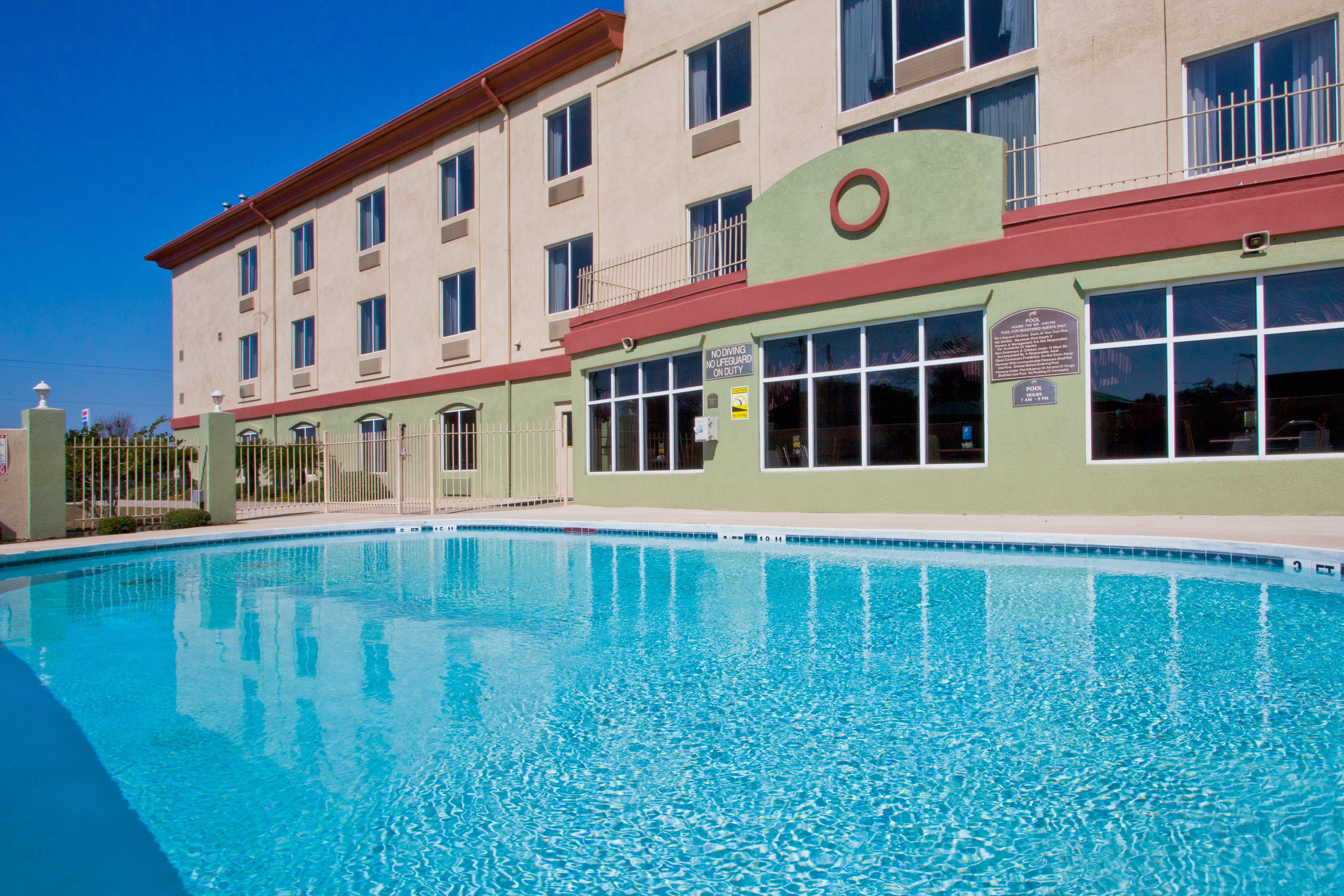 Holiday Inn Express Hotel & Suites Live Oak By Ihg Buitenkant foto