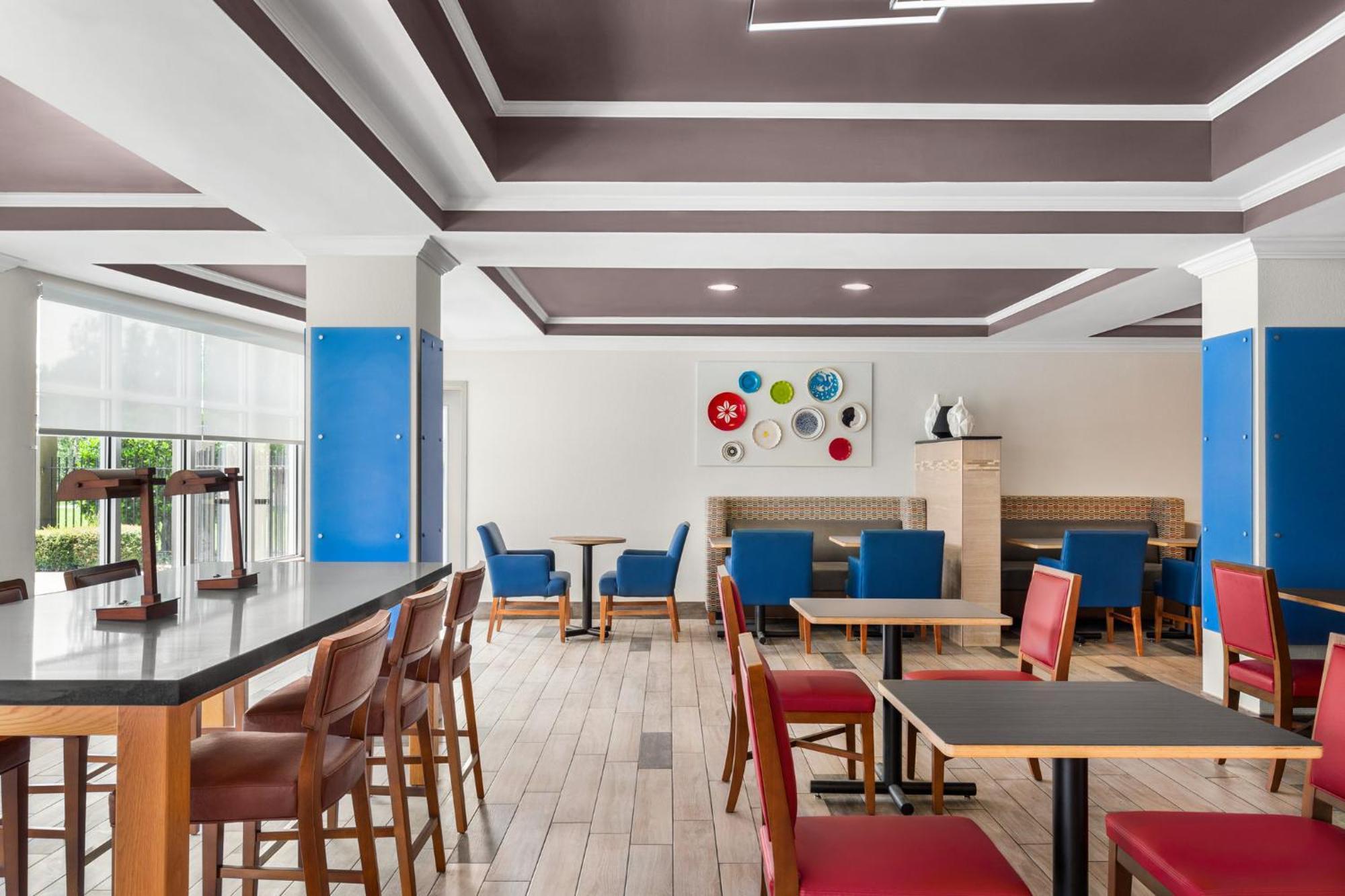 Holiday Inn Express Hotel & Suites Live Oak By Ihg Buitenkant foto