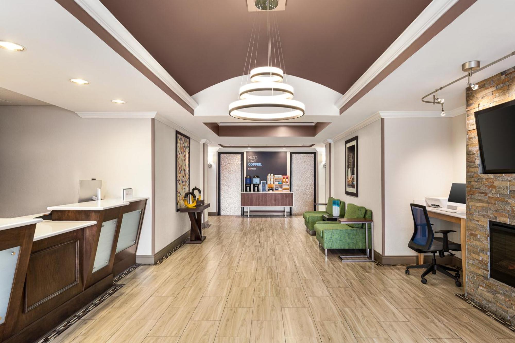 Holiday Inn Express Hotel & Suites Live Oak By Ihg Buitenkant foto