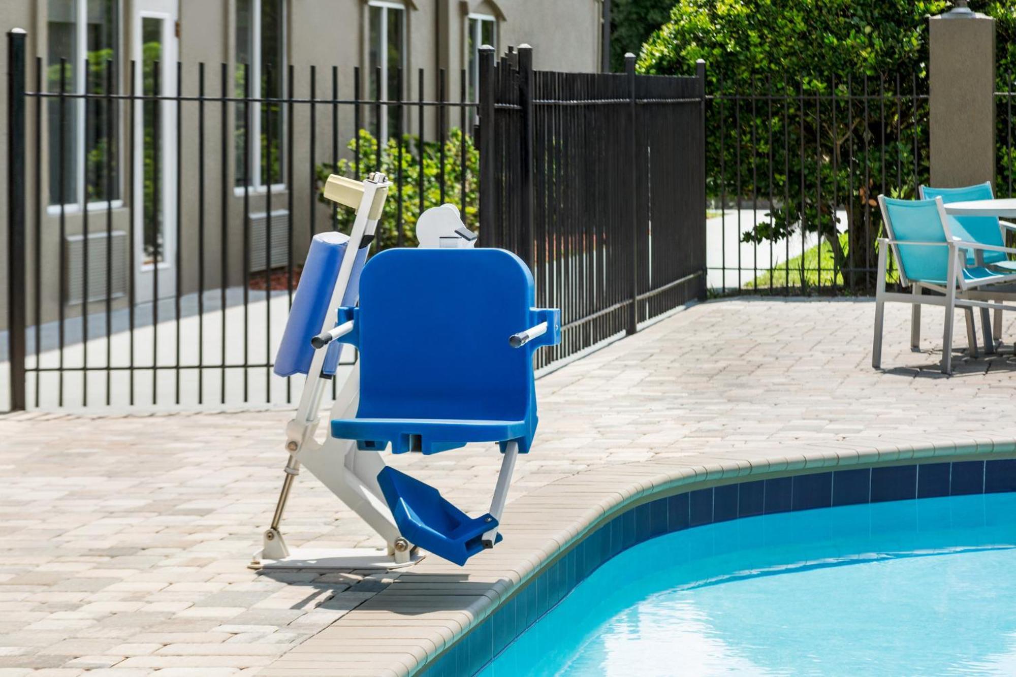 Holiday Inn Express Hotel & Suites Live Oak By Ihg Buitenkant foto