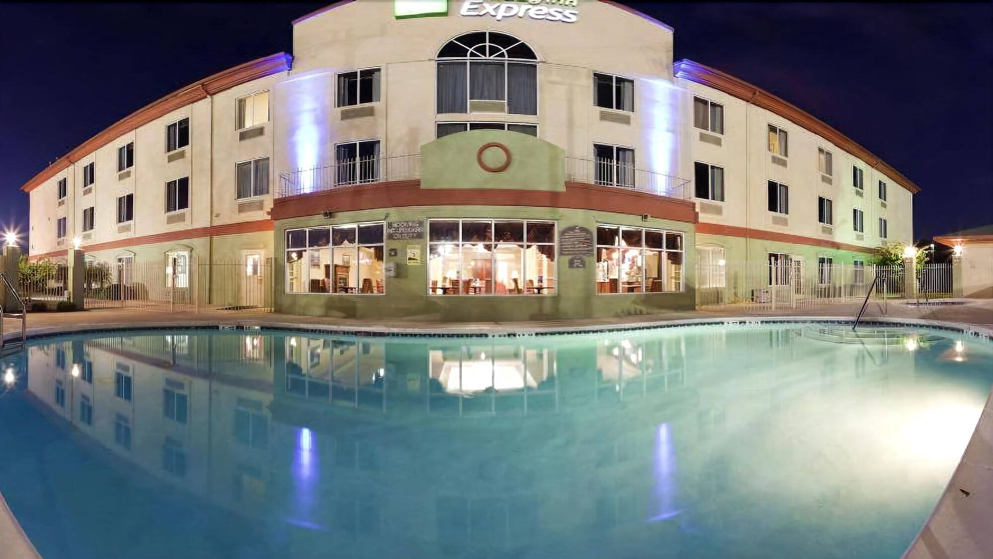 Holiday Inn Express Hotel & Suites Live Oak By Ihg Buitenkant foto